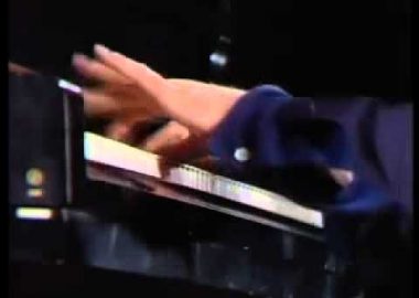 ピアノの基準の音 ニューヨーク・スタンウェイ《CD75》 風